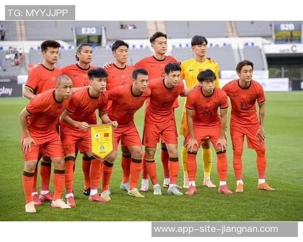 早报聚焦:FIFA排名新变化C罗感谢特朗普阿什拉夫荣膺非洲足球先生 早报聚焦:FIFA排名新变化C罗感谢特朗普阿什拉夫荣膺非洲足球先生