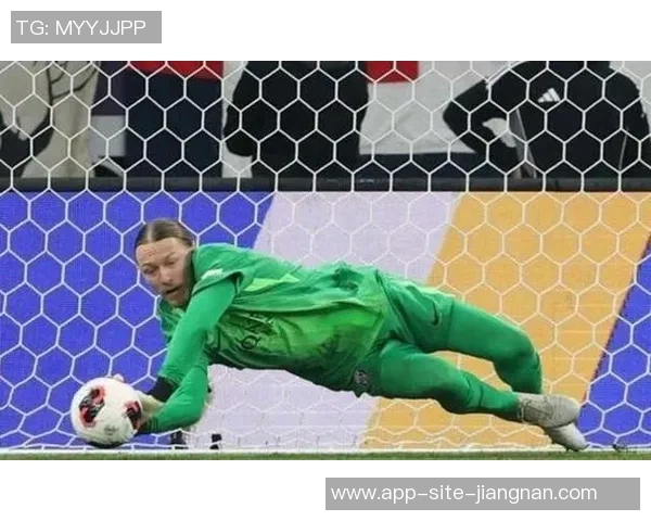 恩里克期待洲际杯决赛对阵金字塔称弗拉门戈依然是强队 恩里克期待洲际杯决赛对阵金字塔称弗拉门戈依然是强队