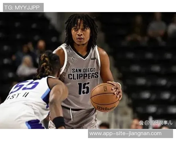 快船队宣布签下小泰泰华盛顿双向合同正式生效 快船队宣布签下小泰泰华盛顿双向合同正式生效