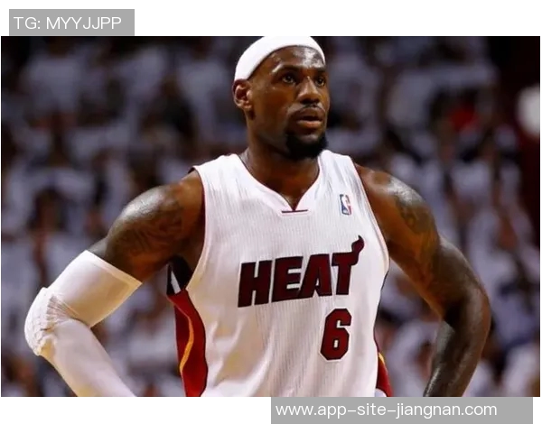 詹姆斯谈连场红牌问题称球队正逐步恢复到最佳状态 詹姆斯谈连场红牌问题称球队正逐步恢复到最佳状态